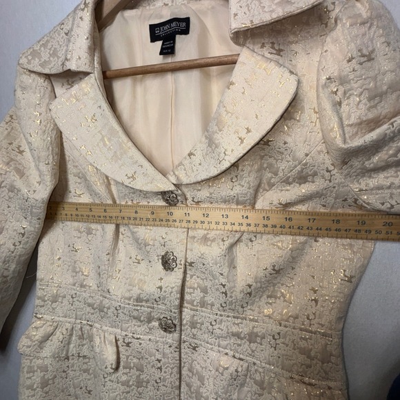 John Meyer Collection Metallic Jacquard Peplum Blazer Jacket Size 12 Ivory Gold - Picture 4 of 11